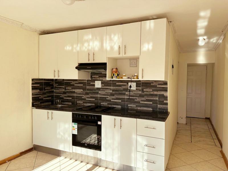 To Let 2 Bedroom Property for Rent in Northcrest Eastern Cape